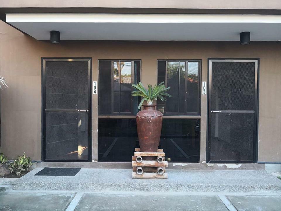 Anabelle Residence Dumaguete City Екстер'єр фото